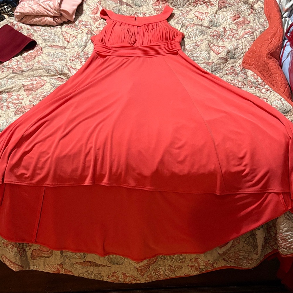 Signature by Sangria Coral Prom Dress
